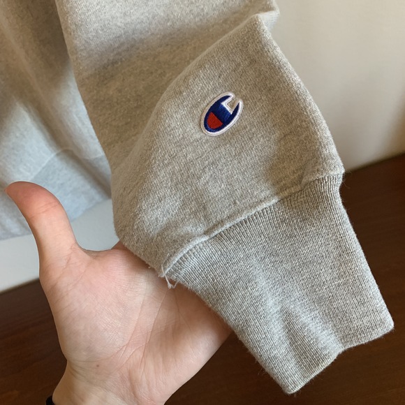 GRAY REVERSE WEAVE CREW NECK SWEATER - Picture 8 of 10